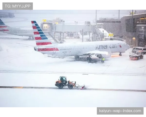 猛龙122-94狂屠雄鹿28分 青年风暴席卷北境赛场